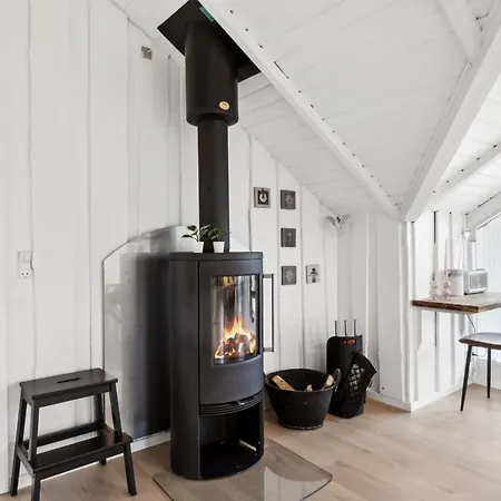 Laurens - 800m From The Sea By Interhome * Ebeltoft