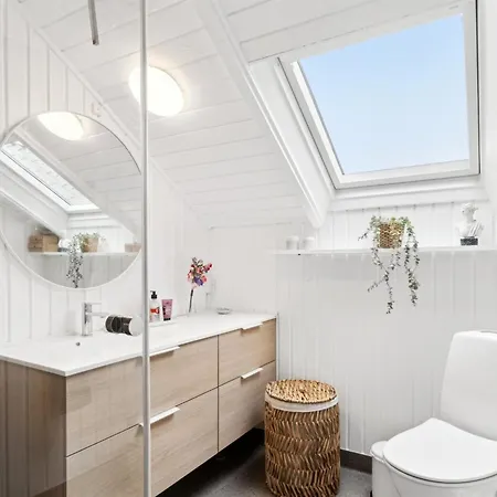 Feriehus Laurens - 800m From The Sea By Interhome *