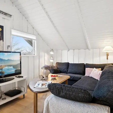 Laurens - 800m From The Sea By Interhome